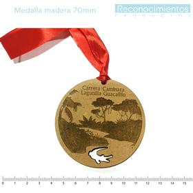 Reconocimientos/Medalla de Madera  80mm Troquelada/Cinta Razo